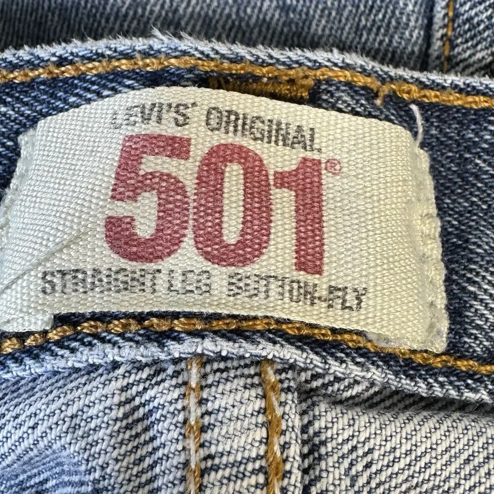 Levis 501 Button Fly Jeans Mens 34x32 Blue Denim Pants Faded Work Chore Office